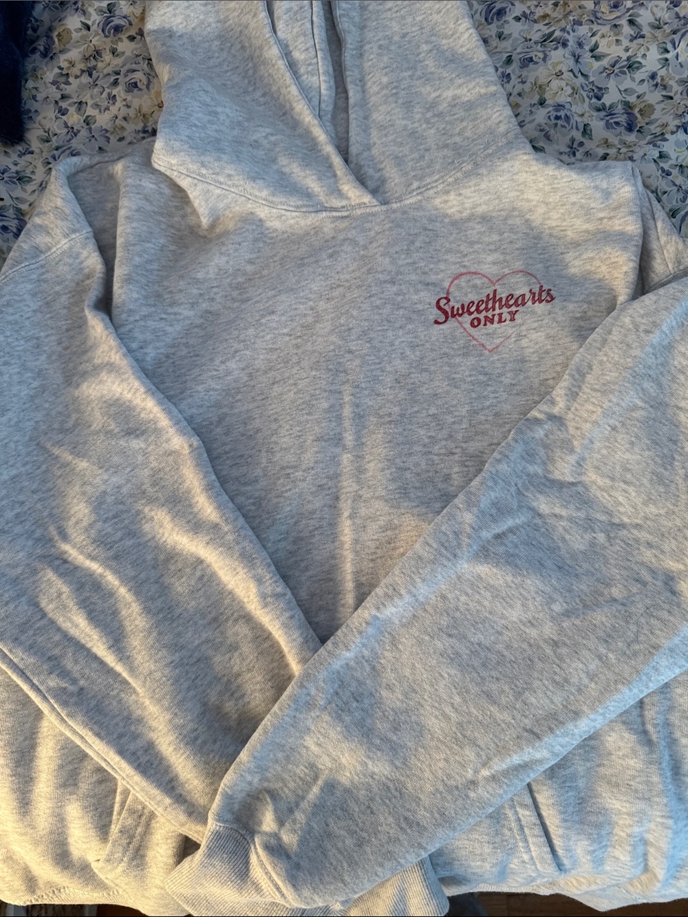 Gray Hoodie Sweatshirt - Casual womens Pullover